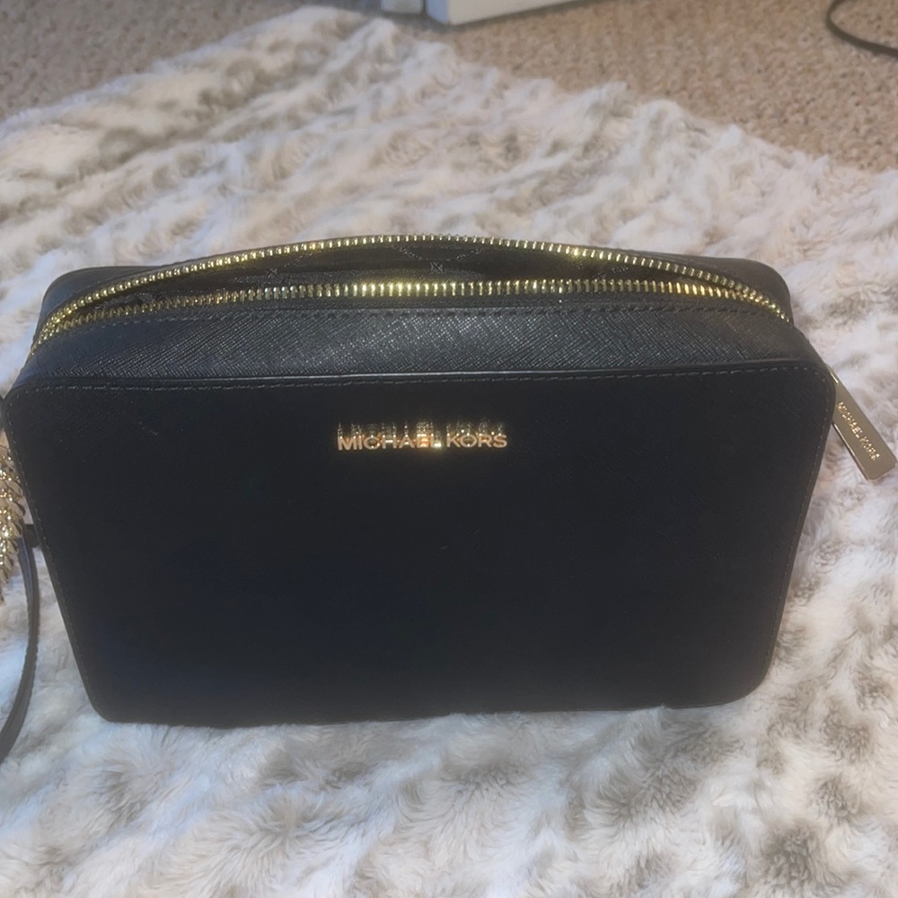 Michael Kors cross body bag